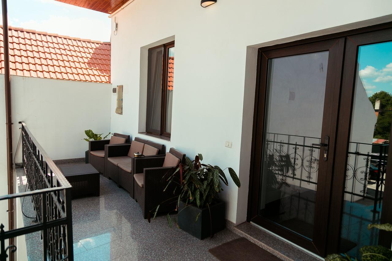 Elegant House Hotel Fagaras Exterior photo